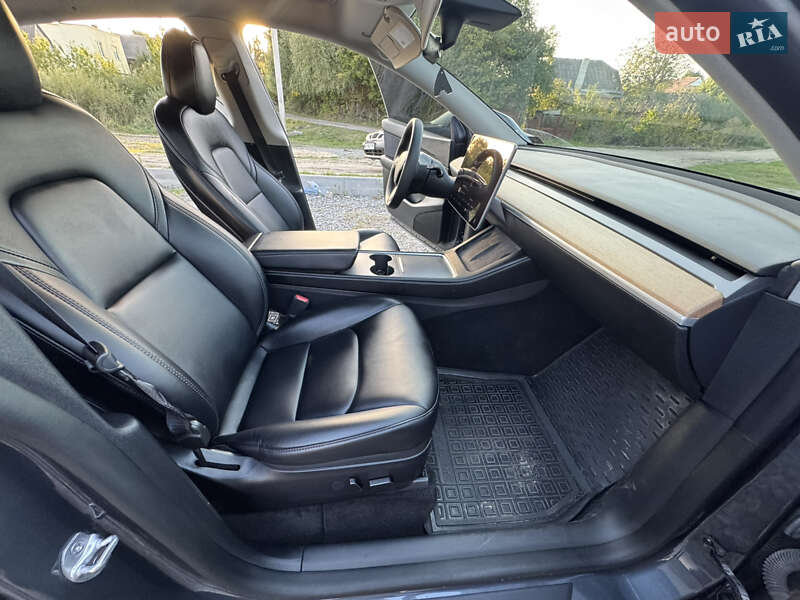 Внедорожник / Кроссовер Tesla Model Y 2022 в Бердичеве фото 40 Внедорожник / Кроссовер Tesla Model Y 2022 в Бердичеве