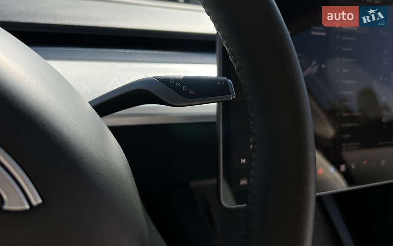 Позашляховик / Кросовер Tesla Model Y 2022 в Львові