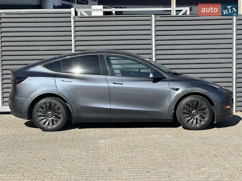 Позашляховик / Кросовер Tesla Model Y 2023 в Києві