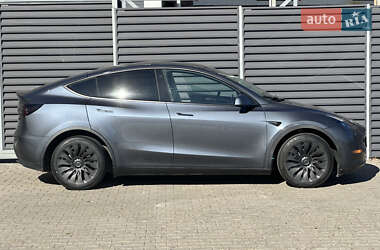 Позашляховик / Кросовер Tesla Model Y 2023 в 