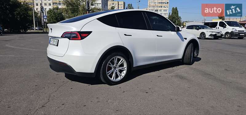 Позашляховик / Кросовер Tesla Model Y 2021 в Одесі