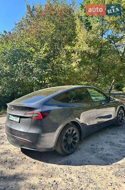Позашляховик / Кросовер Tesla Model Y 2021 в 