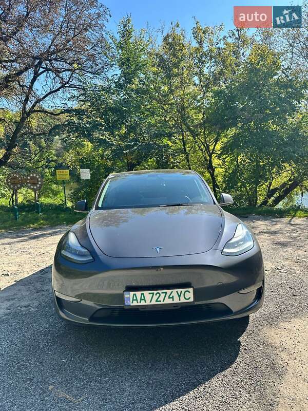 Внедорожник / Кроссовер Tesla Model Y 2021 в Киеве