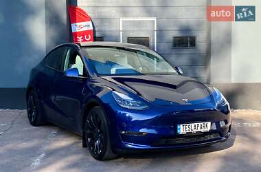 Позашляховик / Кросовер Tesla Model Y 2022 в 