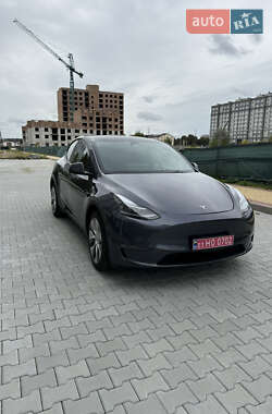 Внедорожник / Кроссовер Tesla Model Y 2023 в 