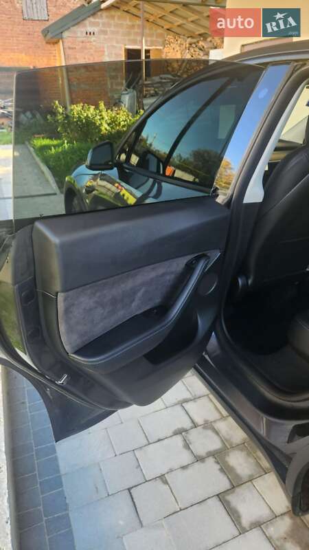 Внедорожник / Кроссовер Tesla Model Y 2022 в Бориславе