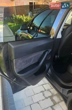 Позашляховик / Кросовер Tesla Model Y 2022 в 