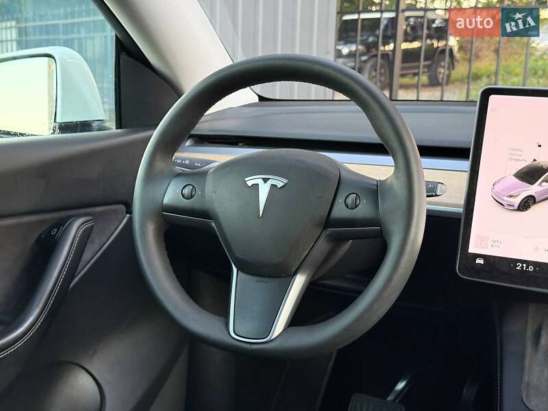 Позашляховик / Кросовер Tesla Model Y 2021 в Хмельницькому