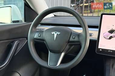 Внедорожник / Кроссовер Tesla Model Y 2021 в 