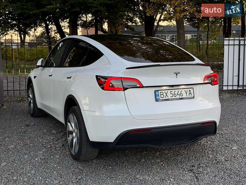 Позашляховик / Кросовер Tesla Model Y 2021 в Хмельницькому