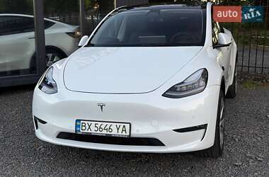 Внедорожник / Кроссовер Tesla Model Y 2021 в 