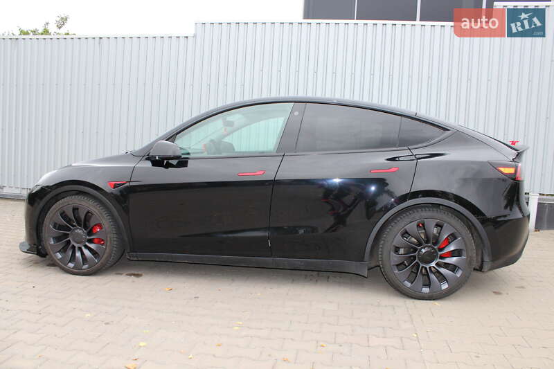 Внедорожник / Кроссовер Tesla Model Y 2023 в Белой Церкви