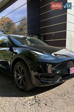 Внедорожник / Кроссовер Tesla Model Y 2024 в 