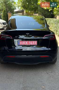 Внедорожник / Кроссовер Tesla Model Y 2024 в 