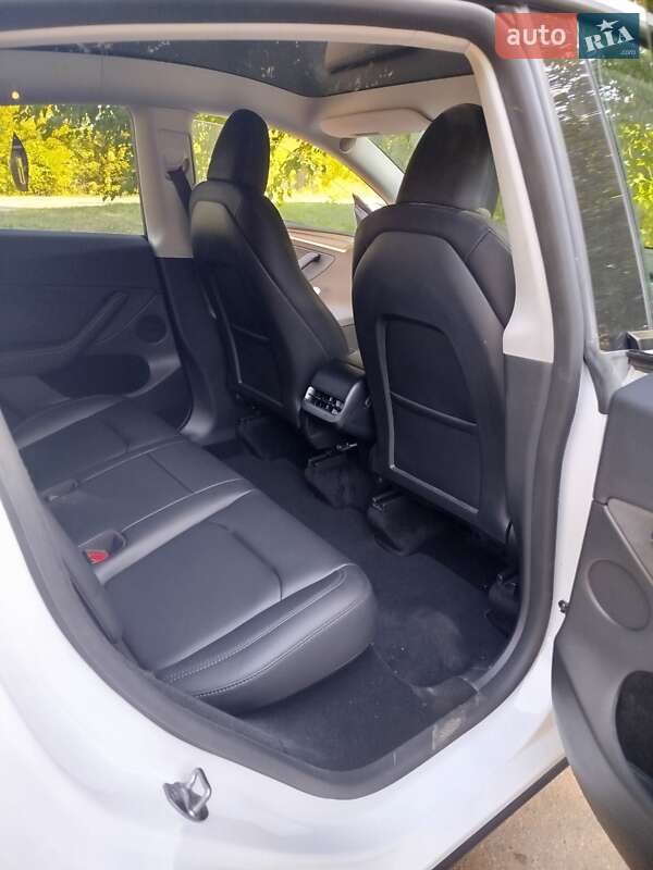 Внедорожник / Кроссовер Tesla Model Y 2024 в Запорожье фото 13 Внедорожник / Кроссовер Tesla Model Y 2024 в Запорожье