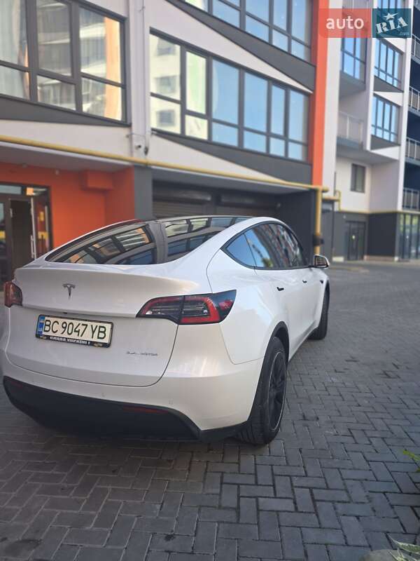 Позашляховик / Кросовер Tesla Model Y 2020 в Хмельницькому