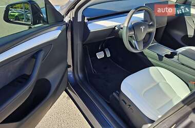 Внедорожник / Кроссовер Tesla Model Y 2023 в 
