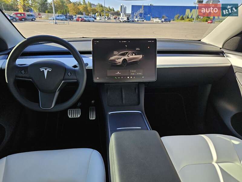 Внедорожник / Кроссовер Tesla Model Y 2023 в Днепре