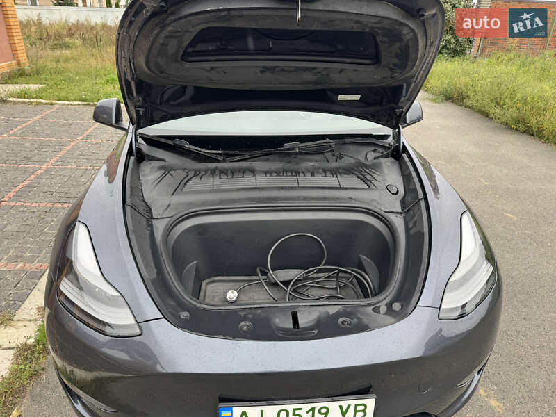 Позашляховик / Кросовер Tesla Model Y 2023 в Києві