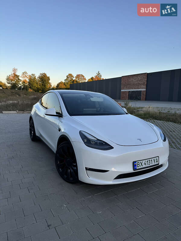 Позашляховик / Кросовер Tesla Model Y 2022 в Хмельницькому