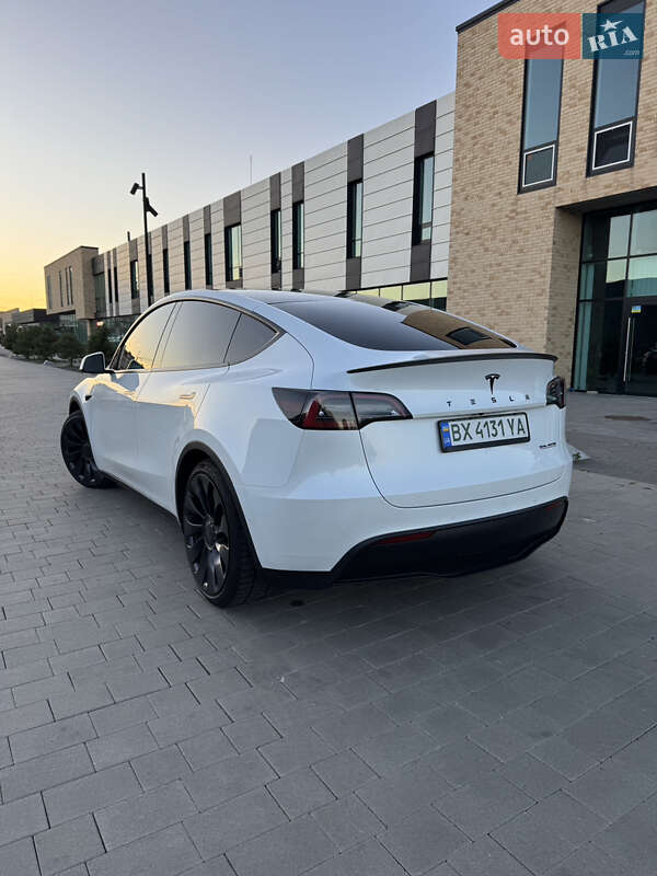 Позашляховик / Кросовер Tesla Model Y 2022 в Хмельницькому