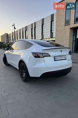 Позашляховик / Кросовер Tesla Model Y 2022 в 