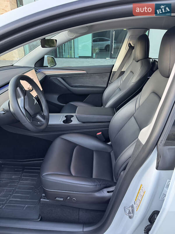Позашляховик / Кросовер Tesla Model Y 2022 в Хмельницькому