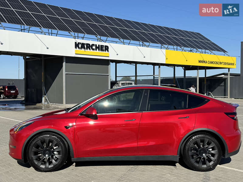 Позашляховик / Кросовер Tesla Model Y 2020 в Луцьку