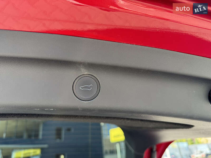 Позашляховик / Кросовер Tesla Model Y 2020 в Луцьку