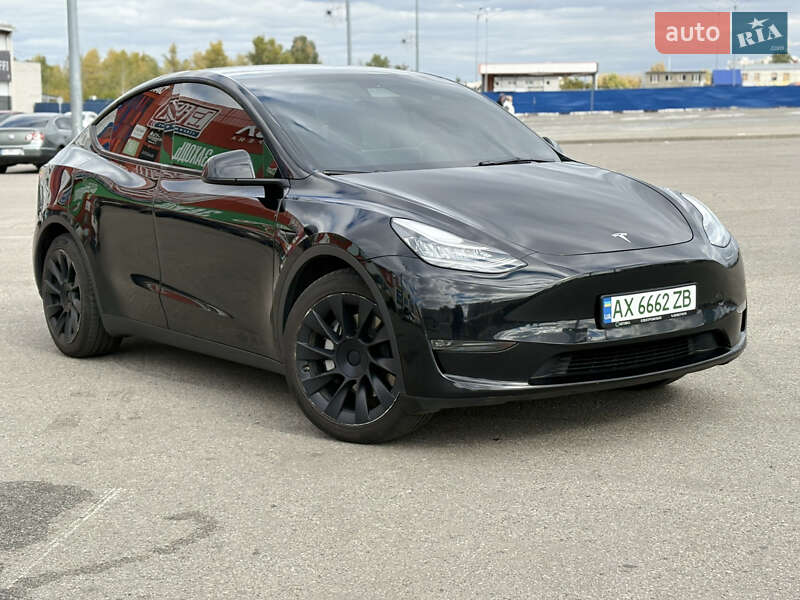 Tesla Model Y 2021