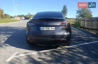 Позашляховик / Кросовер Tesla Model Y 2021 в 