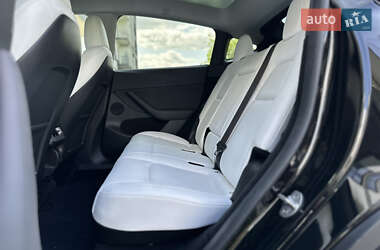 Внедорожник / Кроссовер Tesla Model Y 2023 в 