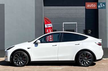 Внедорожник / Кроссовер Tesla Model Y 2022 в 