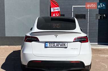 Внедорожник / Кроссовер Tesla Model Y 2022 в 