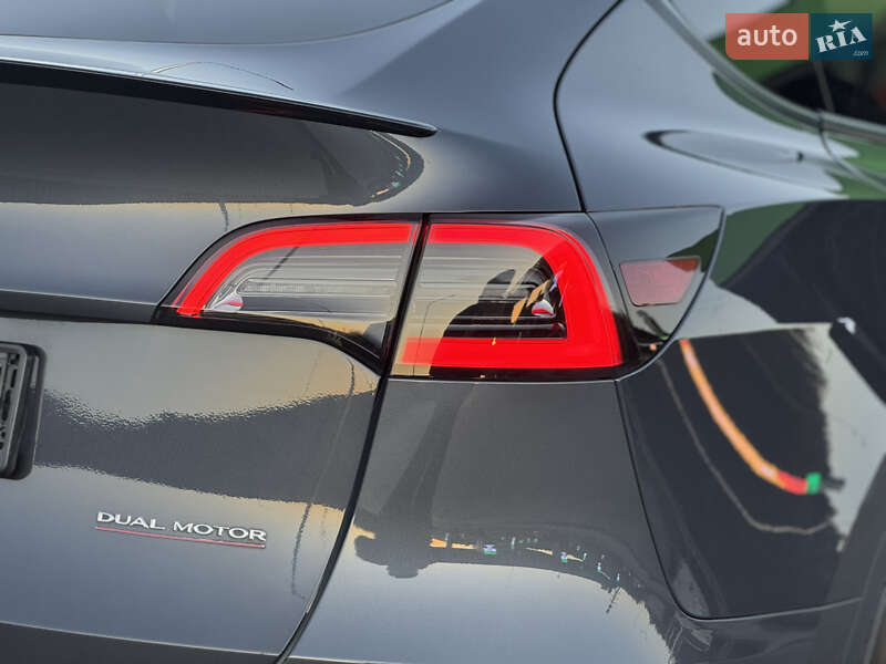 Позашляховик / Кросовер Tesla Model Y 2022 в Вінниці