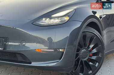 Внедорожник / Кроссовер Tesla Model Y 2022 в 