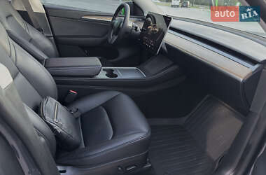 Внедорожник / Кроссовер Tesla Model Y 2022 в 
