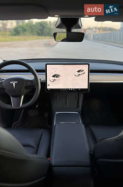 Позашляховик / Кросовер Tesla Model Y 2022 в 