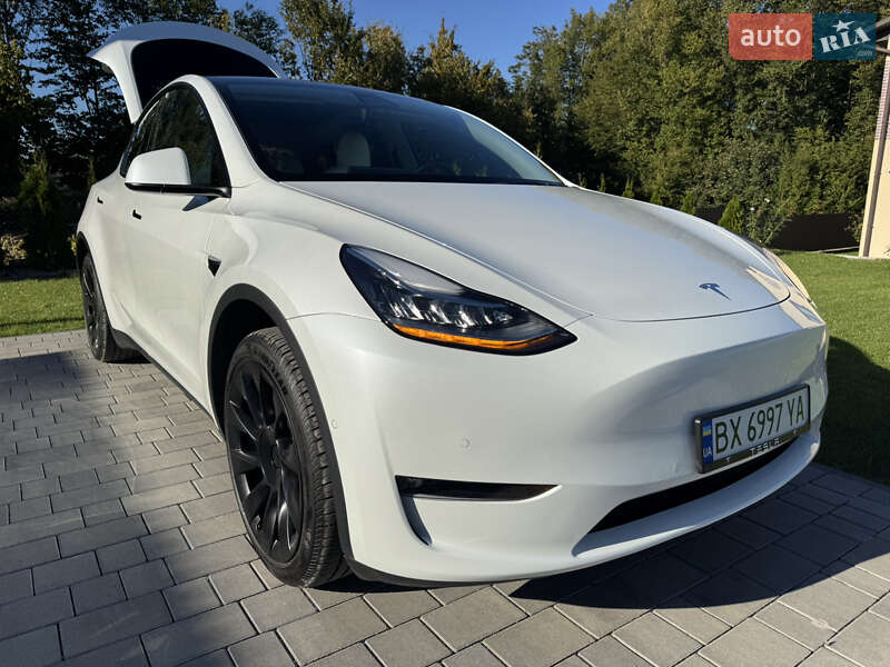 Внедорожник / Кроссовер Tesla Model Y 2021 в Хмельницком