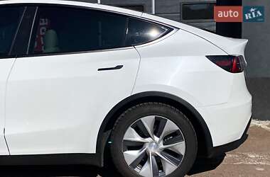 Внедорожник / Кроссовер Tesla Model Y 2021 в 