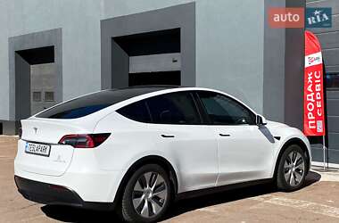 Внедорожник / Кроссовер Tesla Model Y 2021 в 