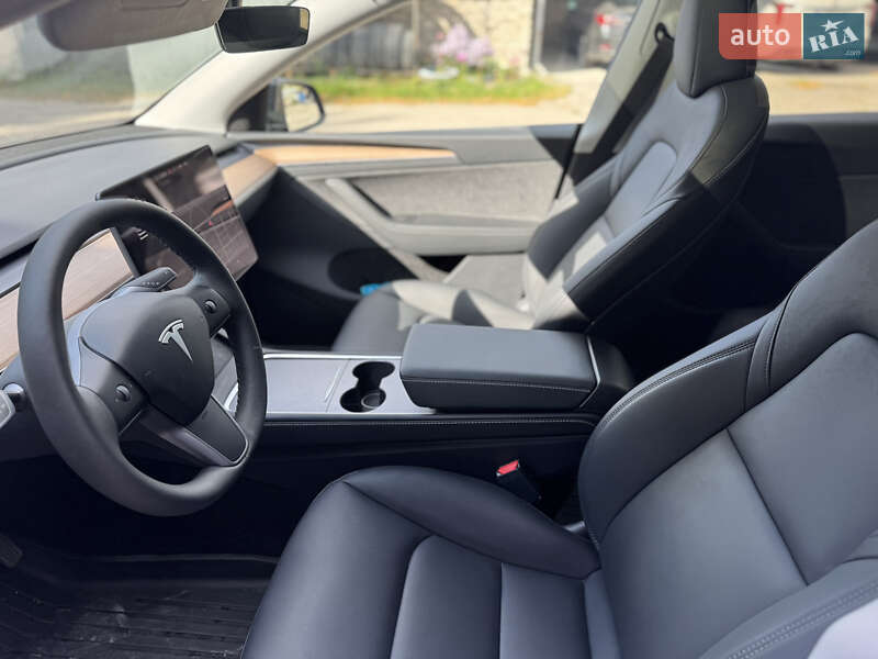 Внедорожник / Кроссовер Tesla Model Y 2024 в Днепре фото 18 Внедорожник / Кроссовер Tesla Model Y 2024 в Днепре