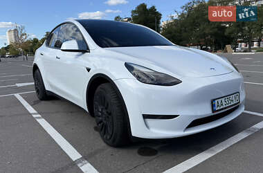 Внедорожник / Кроссовер Tesla Model Y 2023 в 