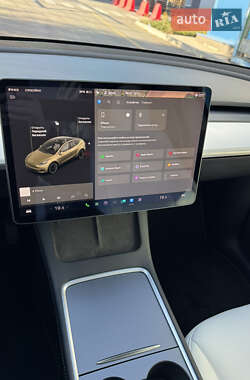 Позашляховик / Кросовер Tesla Model Y 2021 в 