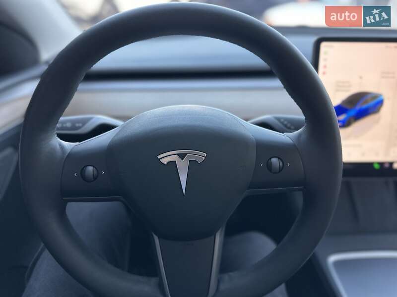Позашляховик / Кросовер Tesla Model Y 2023 в Хмельницькому