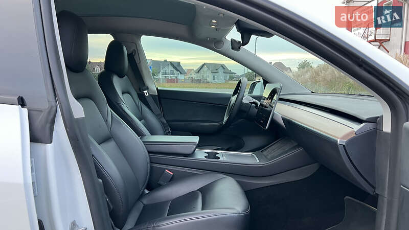 Внедорожник / Кроссовер Tesla Model Y 2022 в Луцке