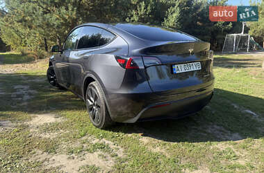 Позашляховик / Кросовер Tesla Model Y 2024 в Києві фото 12 Позашляховик / Кросовер Tesla Model Y 2024 в Києві