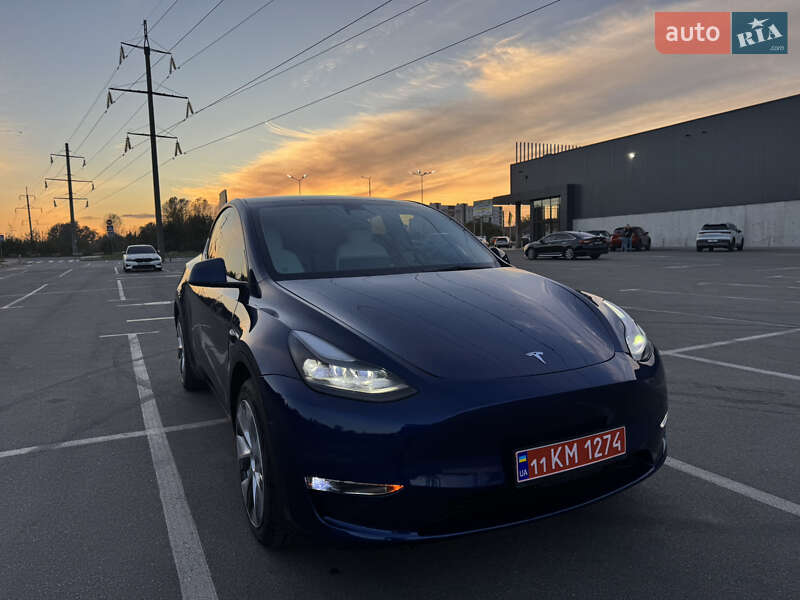 Позашляховик / Кросовер Tesla Model Y 2023 в Ірпені