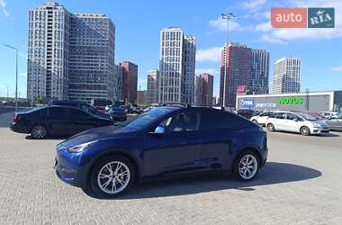 Внедорожник / Кроссовер Tesla Model Y 2023 в 