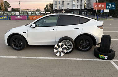 Внедорожник / Кроссовер Tesla Model Y 2022 в 